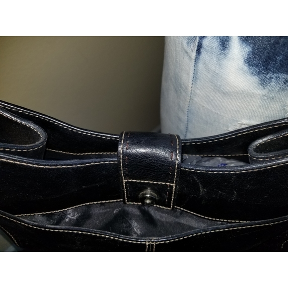 FOSSIL Black Leather Shoulder Bag Purse - Picture 5 of 14